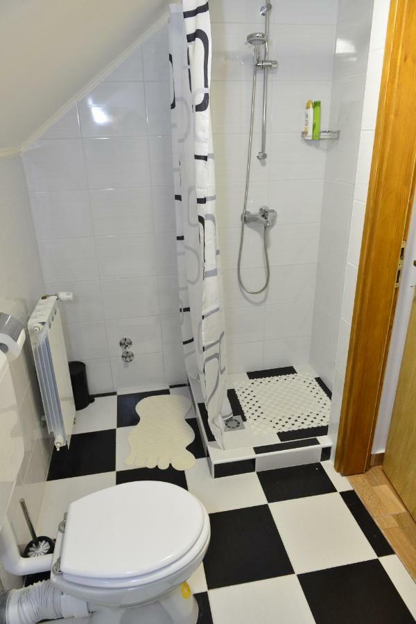Apartmani Miscevic Josipdol Kültér fotó