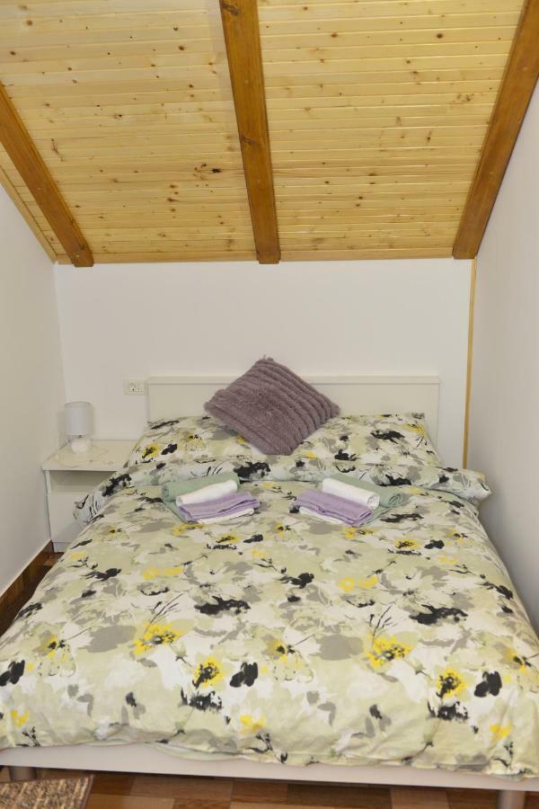 Apartmani Miscevic Josipdol Kültér fotó